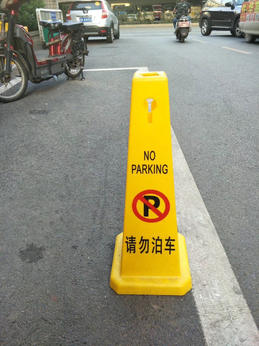 特價供應(yīng)海量優(yōu)質(zhì)消防器材,火災(zāi)報警設(shè)備,消防器材生產(chǎn),消防器材店,湖南消防器材,消防裝備器材,消防器材有限公司,長沙消防器材,消防器材柜,株洲消防器材,岳陽消防器材,衡陽消防器材,湘潭消防器材,益陽消防器材,交通器材,勞保防護(hù)